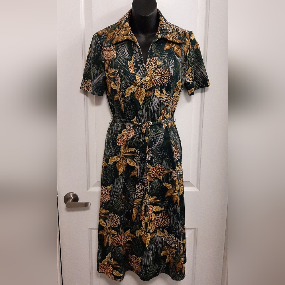 Vintage Leo-Danal Short Sleeve Women's Dress Belted A-Line Flare Size 12 Canada